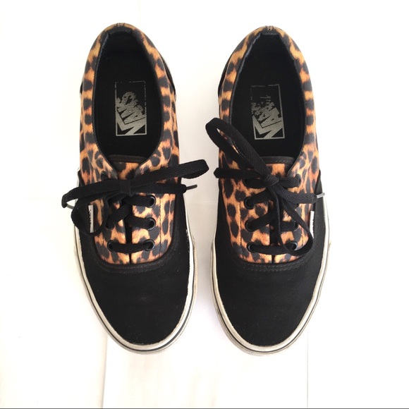 vans era black leopard